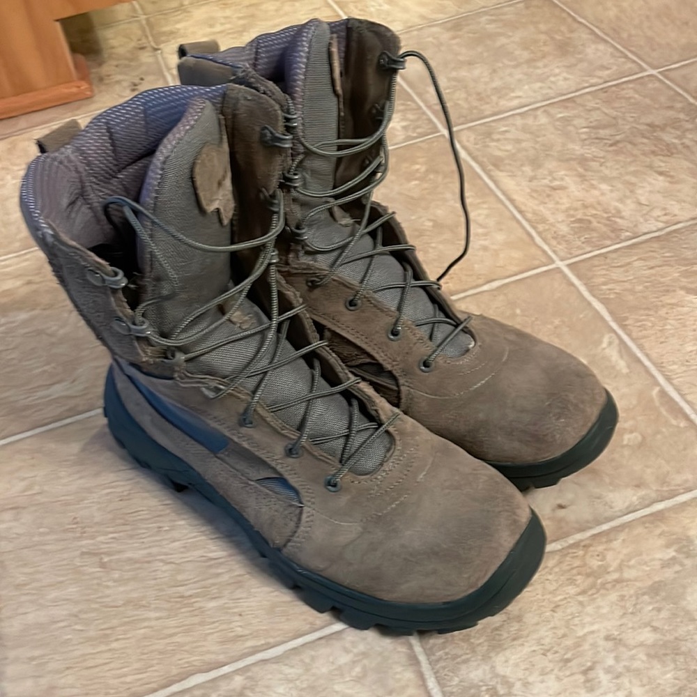 COPY - Bates seems size 11.5 Military/ hiking boots